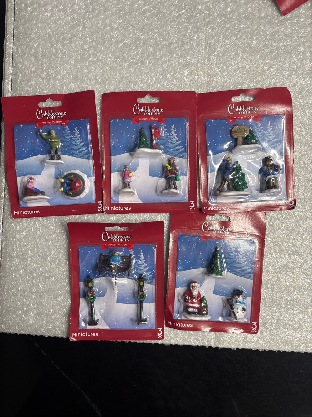 Cobblestone Corners Winter Village Miniatures Bundle